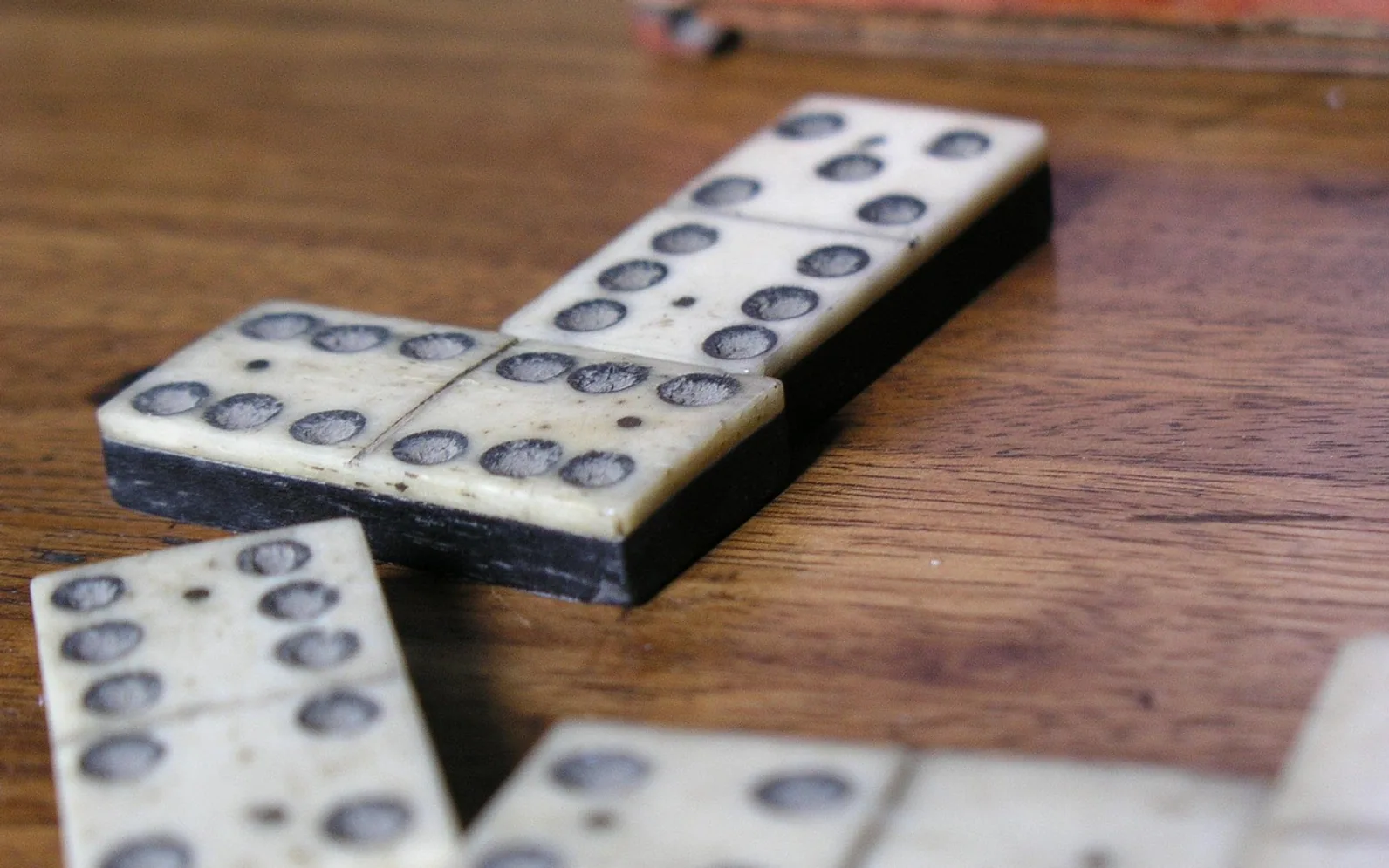 Game, table and domino
