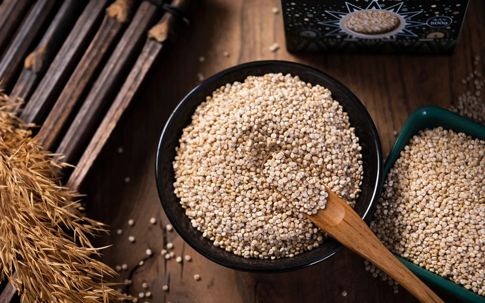 Quinoa, grains and seeds